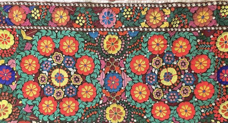 民族 絵画 刺繍画 人物画 伝統的な民族刺繍作品 壁掛け 壁飾り 円形額縁 高級金縁文化刺繍額縁 美しい刺繍の「端竹」 絵画 刺繍絵 ガラス