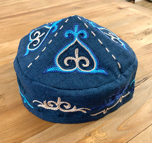 カザフ文様刺繍帽子ーテュベテイカ [ブルー]タイプ3