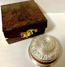 画像をギャラリービューアに読み込む, モンゴル伝統銀茶碗ームングンアヤグ（中）