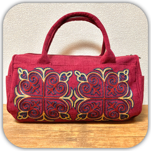 カザフ文様 円錐型ショルダーバッグ（レッド）